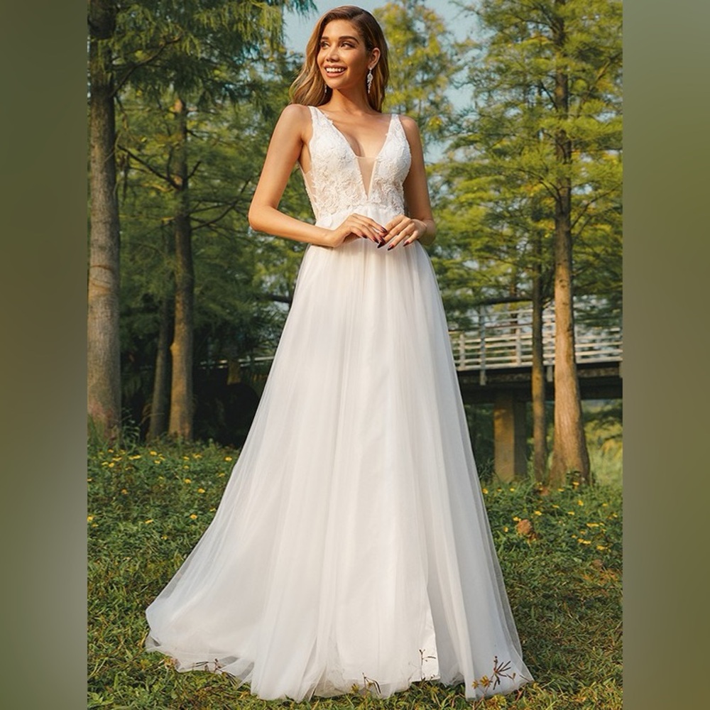 Hebeos White Nude A-line Appliqué Tulle Illusion Princess Wedding Gown